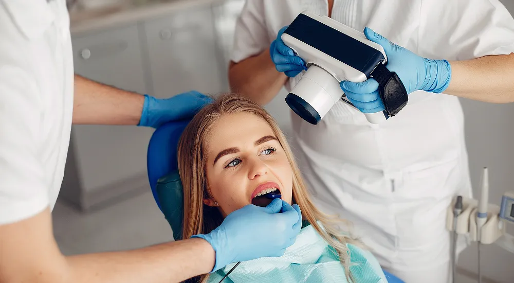 Tooth-Colored Fillings Downtown Toronto | Heritage Dental Studio